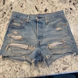 Levi’s shorts